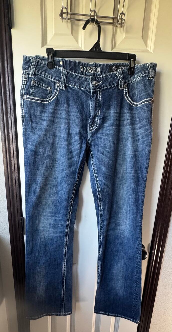 Rock & Roll Cowgirl Womens Boyfriend Jeans 34x34 Dark Wash Embroidered Pocket